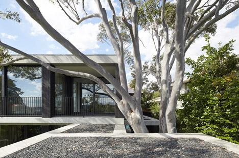Hopetoun_House_by_BE_Architecture-_dezeen_468_4