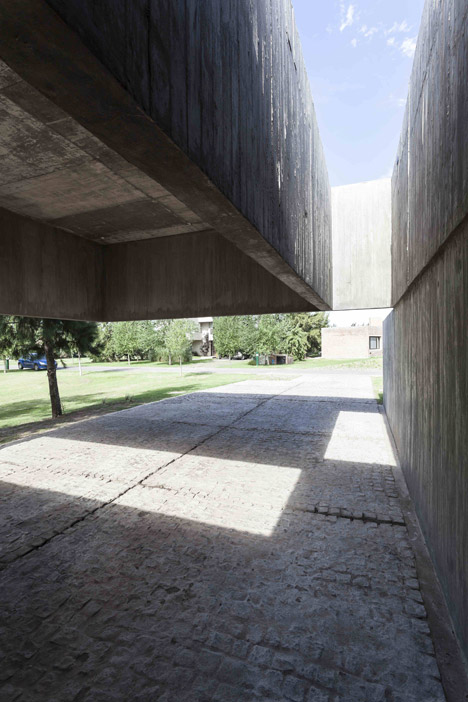 House M by Aire