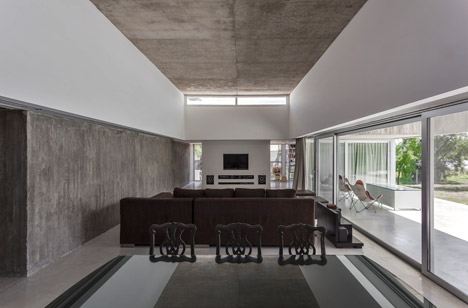 House M by Aire