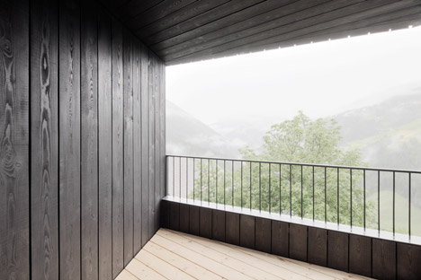 La Padevilla residences by Pedevilla Architects