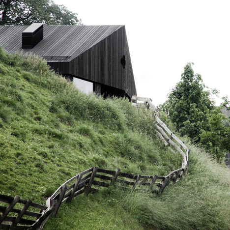 La Padevilla residences by Pedevilla Architects