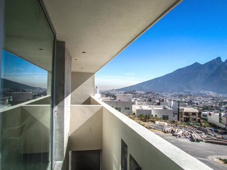 IPE House by David Pedroza