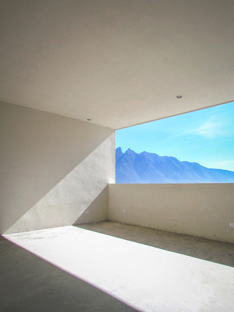 IPE House by David Pedroza