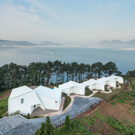 Knot House by Atelier Chang