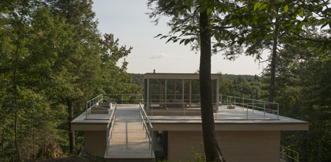 Le Grand Plateau by Atelier Pierre Thibault
