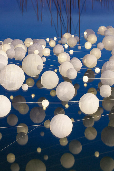 Sensual Wave installation by Marion Moustey and Alexandre Arcens