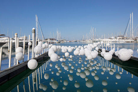 Sensual Wave installation by Marion Moustey and Alexandre Arcens
