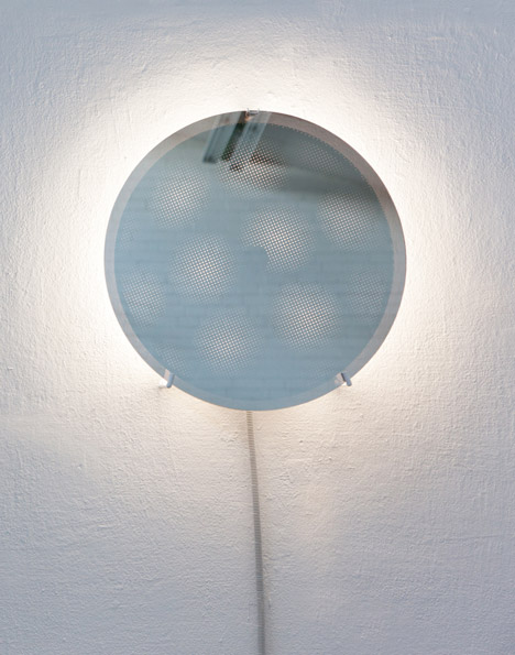 Project Moire Mirror by Hayo Gebauer