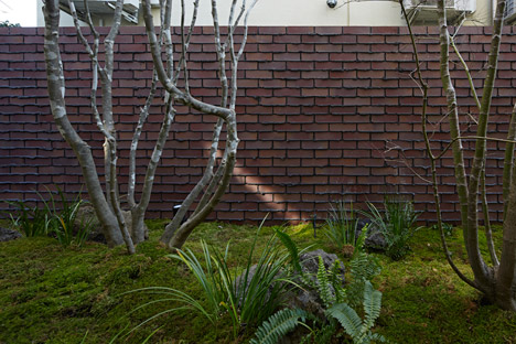 RC structured apartment building in Tokyo by Oggi