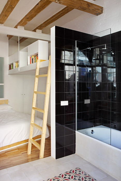 SAVLA46 by Miel Arquitectos and Studio P10