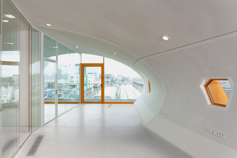 Silos 13 by VI.B Architecture
