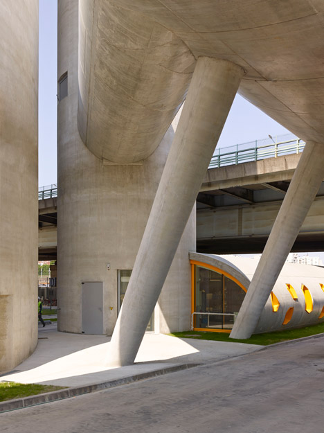 Silos 13 by VI.B Architecture