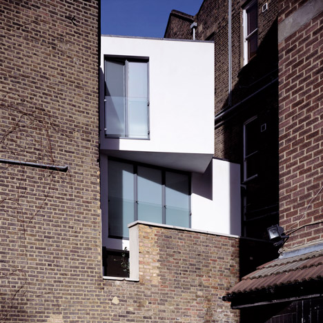 Sliver House by Boyarsky Murphy Architects slots into a three-metre-wide space