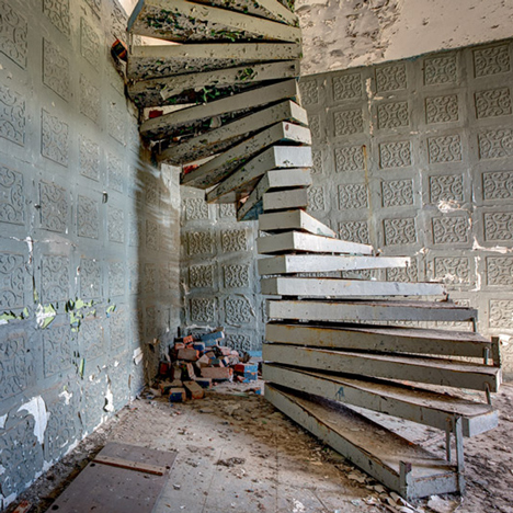 Dezeen Mail #215