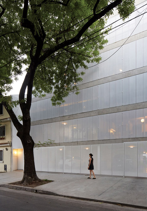 Sucre 4444 by Esteban-Tannenbaum Architects