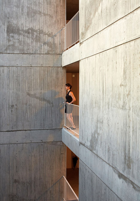 Sucre 4444 by Esteban-Tannenbaum Architects