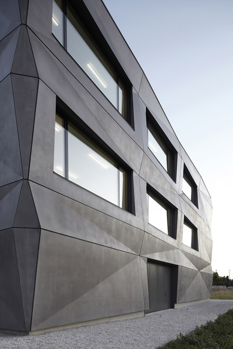 Textilmacher Project by tillicharchitektur