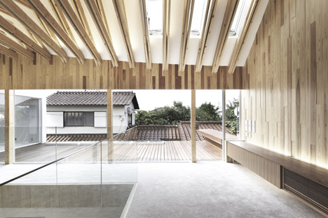 Timber Dentistry by Kohki Hiranuma
