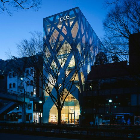 Tods-Omotesando-building-Toyo-Ito_dezeen_01