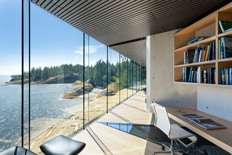 Tula_House_by_Patkau_Architects_dezeen_468_22