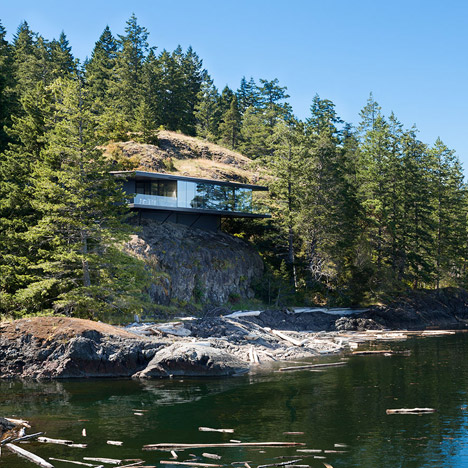 Tula House by Patkau Architects
