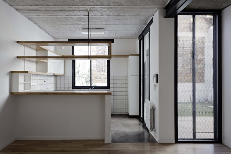 Two Houses Conde by Estudio HMA