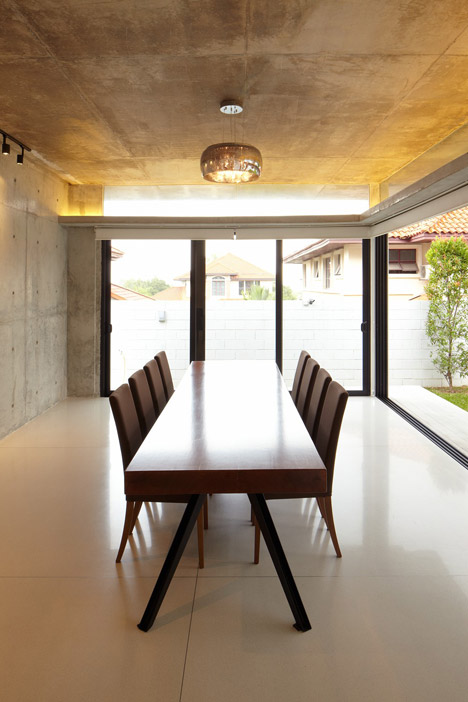 Voila House by Fabian Tan