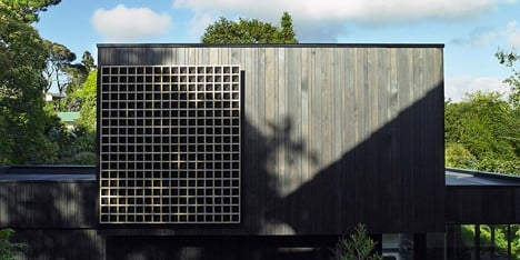 Waiatarua House by Monk Mckenzie