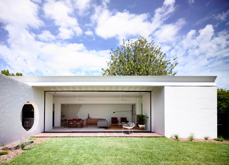 Westgarth House by Kennedy Nolan Architects