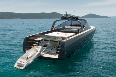 Alen 68 yacht by Foster + Partners