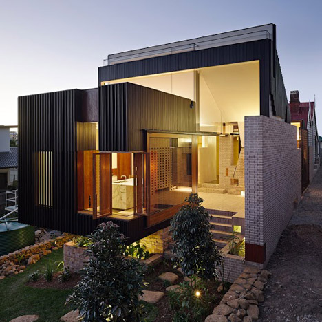 Highgate Hill House by Two Folds Studio and Cox Rayner Architects