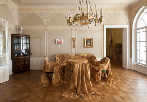 Back_in_5_min_Robert_Stadler_dezeen_468_0