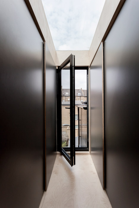 Balham House interior by Simon Astridge