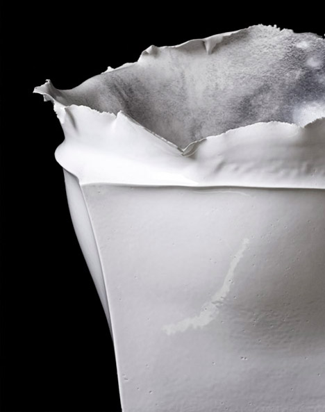 Booming Vases by Analogia Project and Alessio Sarri