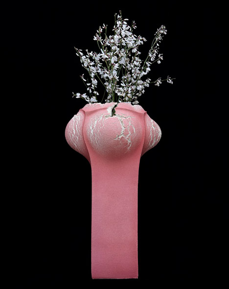 Booming Vases by Analogia Project and Alessio Sarri