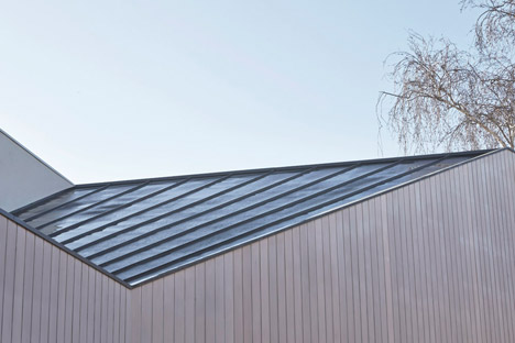 Bow House by Edwards Moore