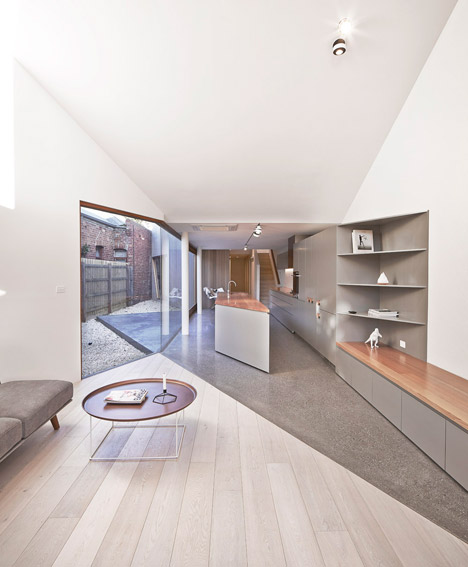 Bow House by Edwards Moore