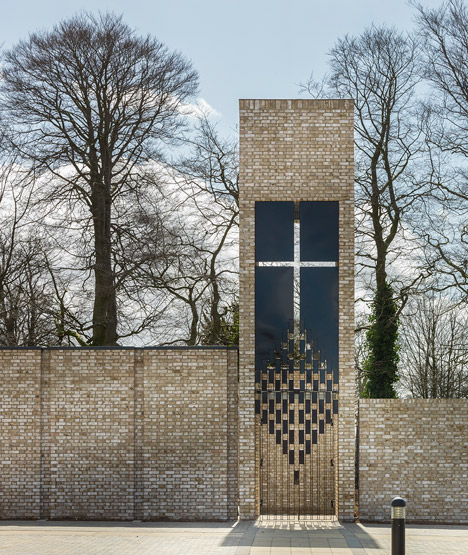 Carmelite Monastery, Liverpool by Austin-Smith:Lord