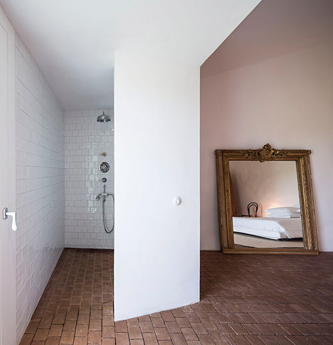 Casa no Tempo by Aires Mateus