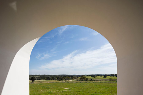 Casa no Tempo by Aires Mateus