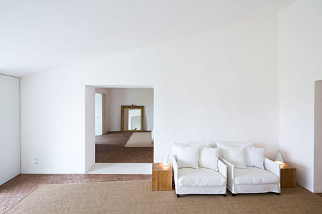 Casa no Tempo by Aires Mateus