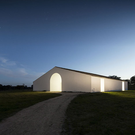 Casa no Tempo by Aires Mateus