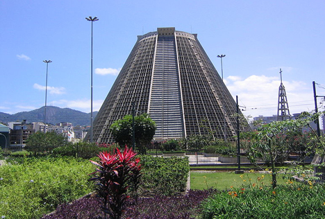 Catedral Metropolitana de Sao Sebastiao by Edgar Fonceca