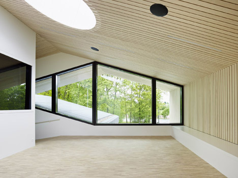 Community hall in Oberglatt by Frei + Saarinen