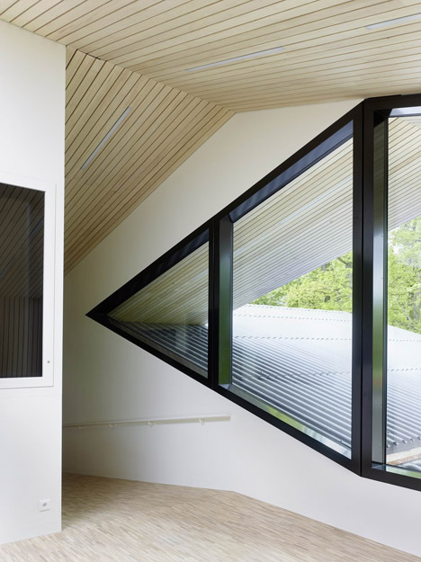 Community hall in Oberglatt by Frei + Saarinen