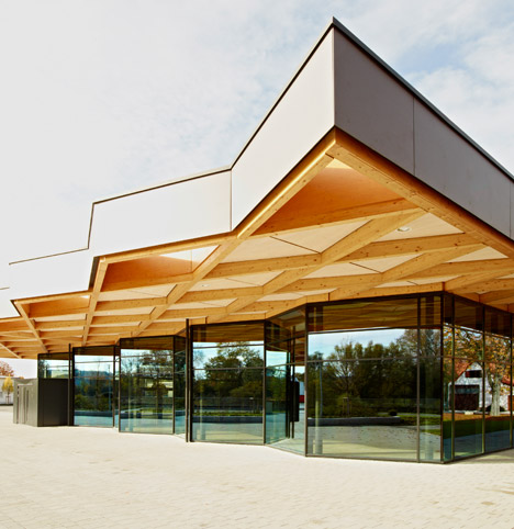 Festival Hall Neckarallee by Ackermann and Raff-