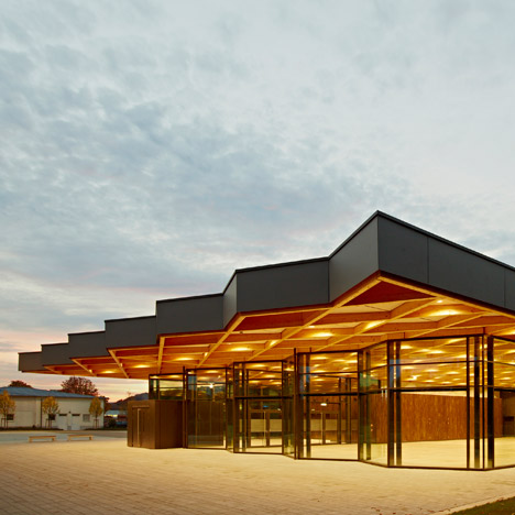 Festival Hall Neckarallee by Ackermann and Raff-