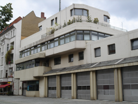 Fire Station Suarezstrasse Berlin by Bodo Fleischer