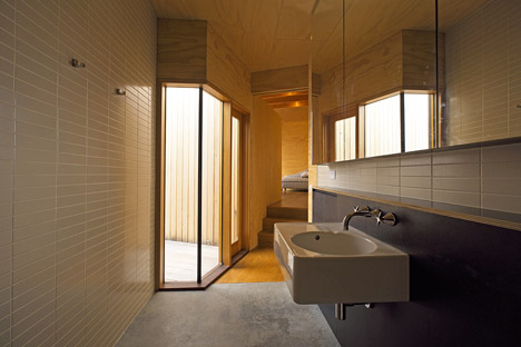 Great Ocean Road House by ITN Architects