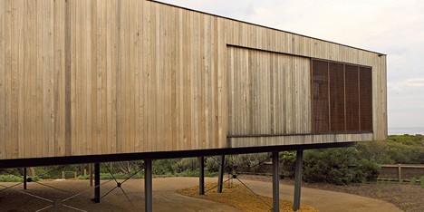 Great Ocean Road House by ITN Architects